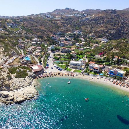 Elio A 1Bdr Apt With Garden 1 Min From The Beach By Hospi Iraklio Exterior foto
