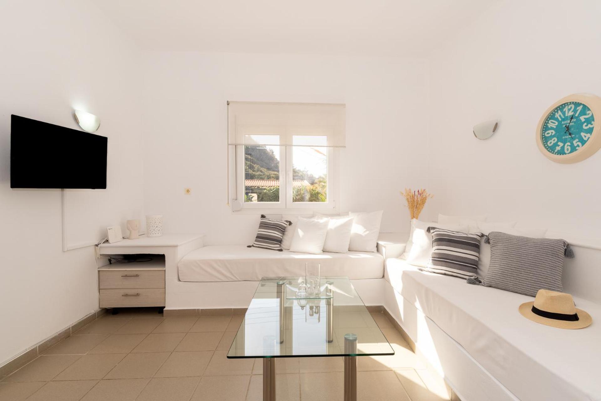 Elio A 1Bdr Apt With Garden 1 Min From The Beach By Hospi Iraklio Exterior foto
